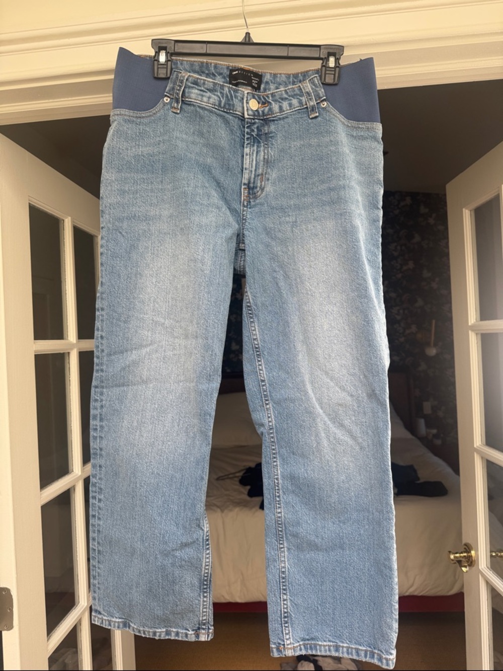 ASOS DESIGN Maternity ankle length straight leg stretch jeans - US 6 - mid blue